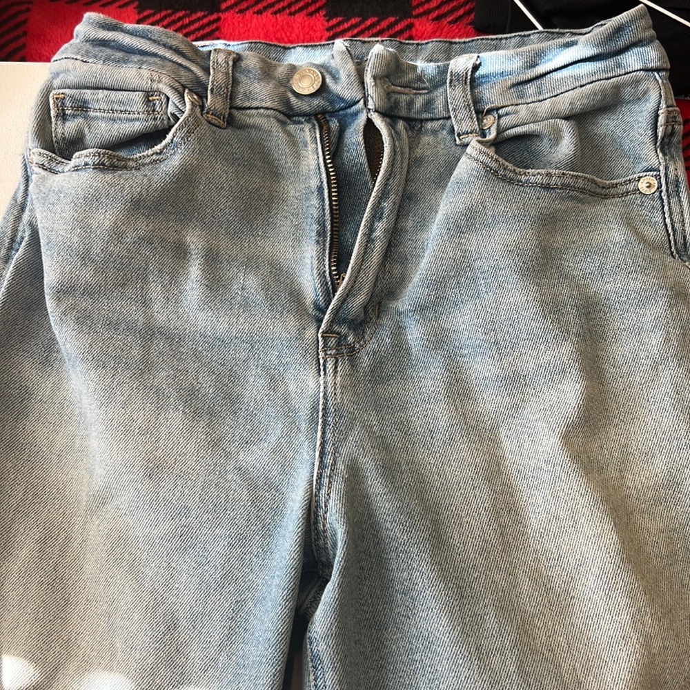 American eagle mom jeans , size 2